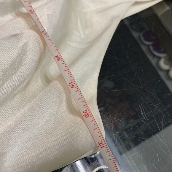 Laura PLus - Picture 3 of 6